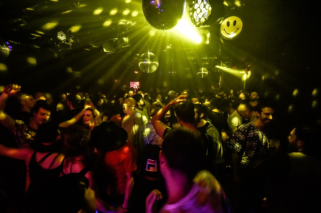 Rencontre transsexuelle sur Genève : bars, discothèques et autres lieux branchés